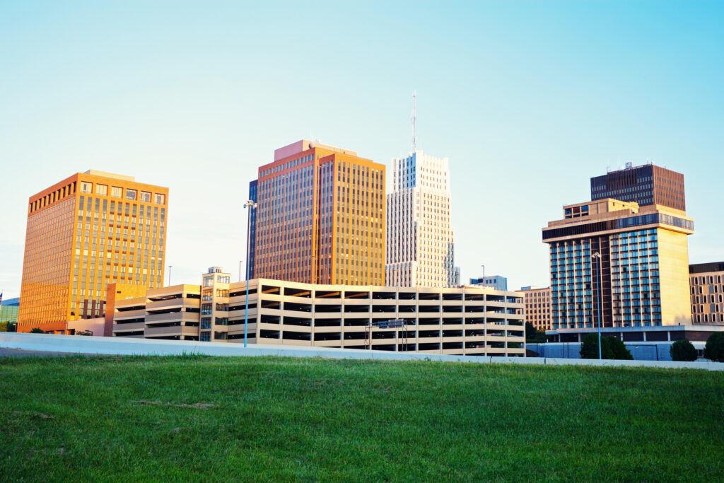 Akron,,Ohio,Seen,During,Late,Afternoon
